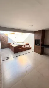 Casa com 4 Quartos à venda, 200m² no Jardim Patrícia, Uberlândia