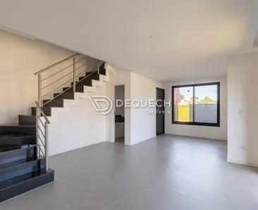 Sobrado com 3 Quartos à venda, 110m² no Pilarzinho, Curitiba