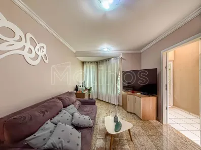 Casa com 3 Quartos à venda, 230m² no Vila Bertioga, São Paulo