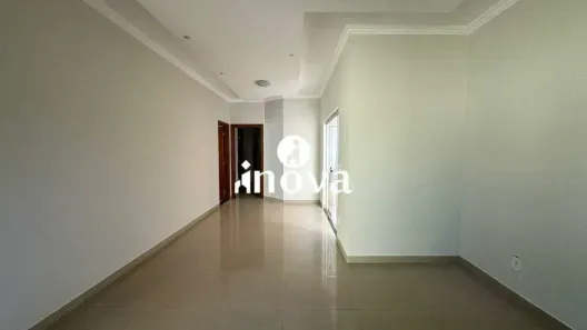Casa com 3 Quartos para alugar, 129m² no Jardim Nenê Gomes, Uberaba