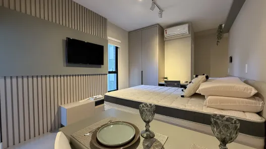 Apartamento com 1 Quarto para alugar, 22m² no Bigorrilho, Curitiba