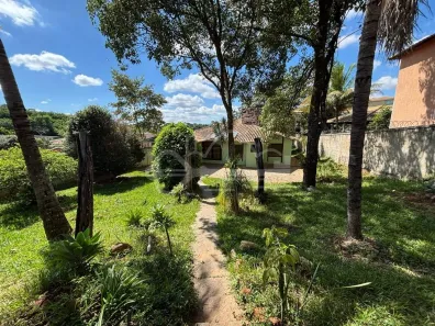 Casa com 3 Quartos à venda, 382m² no Garças, Belo Horizonte