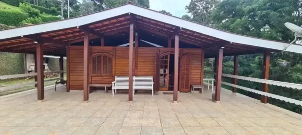 Casa de Condomínio com 4 Quartos à venda, 230m² no Jardim Primavera, Campos do Jordão