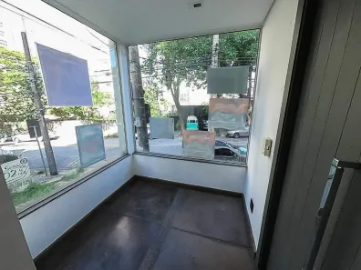 com 2 Quartos para alugar, 150m² no Vila Bastos, Santo André