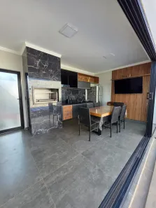 Casa com 3 Quartos à venda, 242m² no Parque São João, Bauru