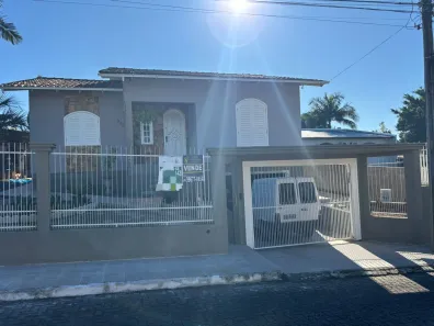 Casa com 3 Quartos à venda, 121m² no Mina União, Criciúma