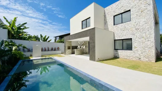Casa com 4 Quartos à venda, 306m² no Interlagos, Vila Velha