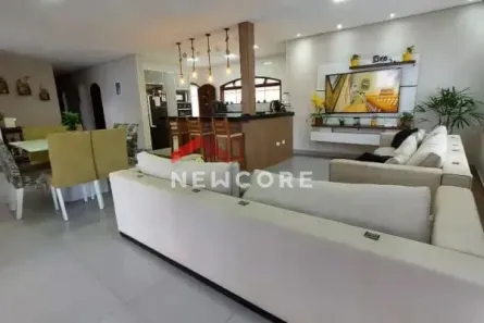 Casa com 4 Quartos à venda, 250m² no Flórida, Praia Grande