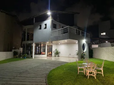 Casa com 5 Quartos à venda, 495m² no Candelária, Natal