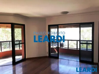 Apartamento com 4 Quartos à venda, 241m² no Vila Suzana, São Paulo