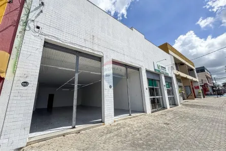 Galpão/Depósito/Armazém para alugar, 215m² no Santa Mônica, Belo Horizonte