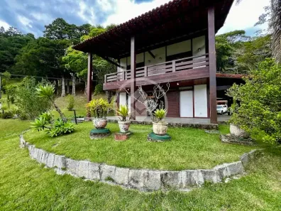 Casa de Condomínio com 5 Quartos à venda, 348m² no Carlos Guinle, Teresópolis