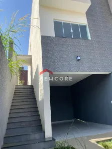 Sobrado com 3 Quartos à venda, 110m² no Jardim Mirna, Taboão da Serra