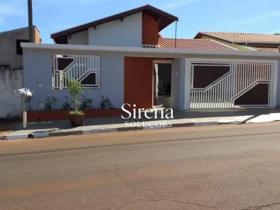 Casa com 3 Quartos à venda, 140m² no Parque Residencial Imigrantes, Holambra