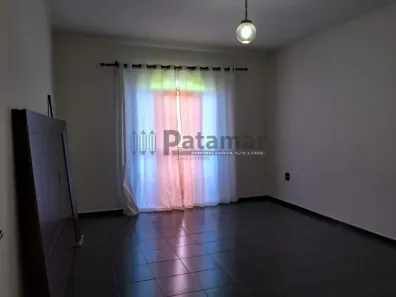 Casa com 3 Quartos à venda, 329m² no Bairro do Ginásio, Altinópolis