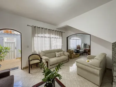 Casa com 2 Quartos à venda, 73m² no Eldorado, Diadema