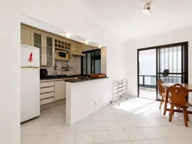 Apartamento com 2 Quartos para alugar, 50m² no Itacorubi, Florianópolis