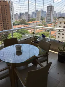 Apartamento com 3 Quartos para alugar, 210m² no Cidade Monções, São Paulo
