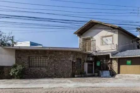 Casa com 3 Quartos à venda, 190m² no Auxiliadora, Porto Alegre