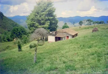 Fazenda/Sítio com 2 Quartos à venda, 30000m² no , Bocaina de Minas