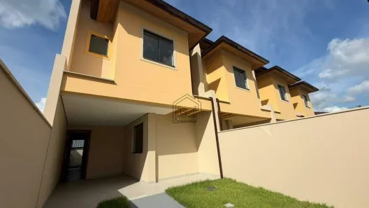 Sobrado com 2 Quartos à venda, 100m² no Forquilhas, São José