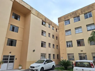 Apartamento com 3 Quartos para alugar, 74m² no Parolin, Curitiba
