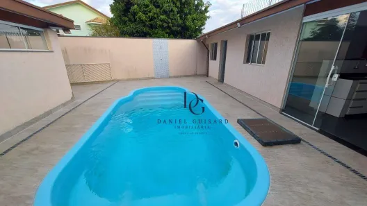 Casa de Condomínio com 3 Quartos para alugar, 265m² no Piracangaguá, Taubaté