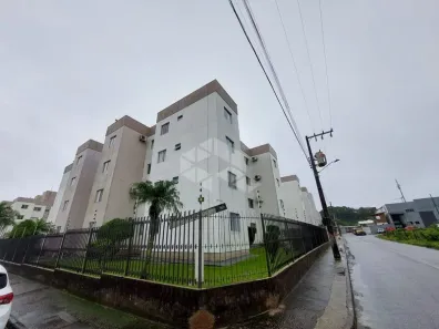 Apartamento com 2 Quartos para alugar, 45m² no Serraria, São José