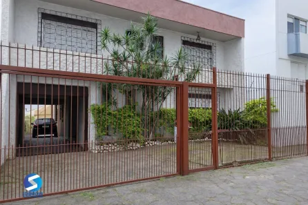 Casa com 5 Quartos à venda, 289m² no Vila Ipiranga, Porto Alegre