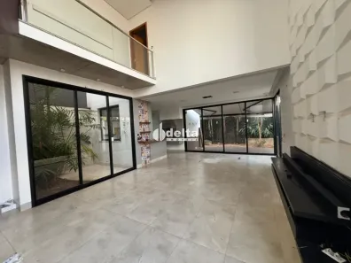 Casa com 3 Quartos à venda, 200m² no Vigilato Pereira, Uberlândia