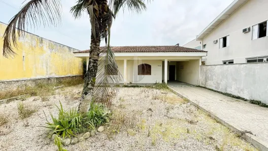 Casa com 3 Quartos à venda, 160m² no Centro, Guaratuba