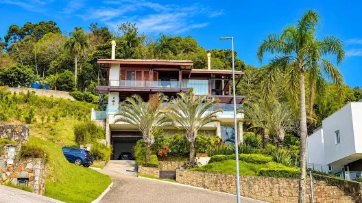 Casa de Condomínio com 6 Quartos para alugar, 689m² no Córrego Grande, Florianópolis