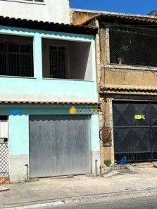 Casa com 4 Quartos à venda, 200m² no Engenhoca, Niterói