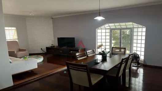 Casa com 3 Quartos à venda, 280m² no Jardim das Indústrias, São José dos Campos