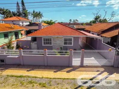 Casa com 3 Quartos à venda, 160m² no Centro, Balneário Barra do Sul