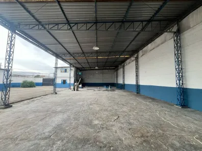 Galpão/Depósito/Armazém com 2 Quartos para alugar, 340m² no Jardim Limoeiro, Serra