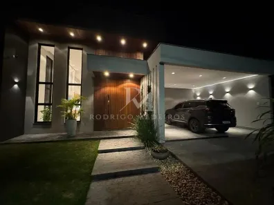 Casa com 3 Quartos à venda, 258m² no Campeche, Florianópolis