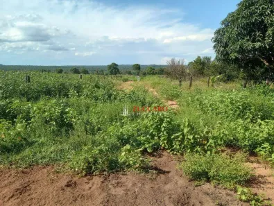 Fazenda/Sítio com 5 Quartos à venda, 500m² no Centro, Santa Rita do Pardo