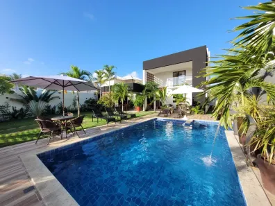 Casa de Condomínio com 5 Quartos para alugar, 250m² no Barra do Jacuípe, Camaçari