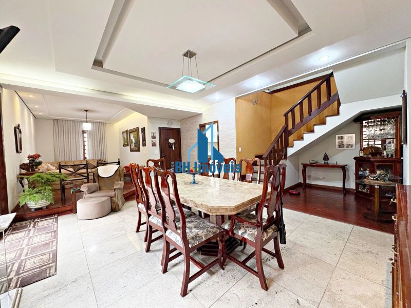 Casa com 4 quartos — Paquetá, Belo Horizonte