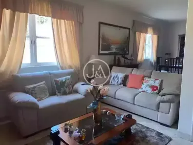Casa com 3 Quartos à venda, 186m² no Valparaíso, Petrópolis