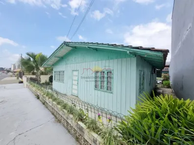 Casa com 4 Quartos à venda, 140m² no Floresta, Joinville