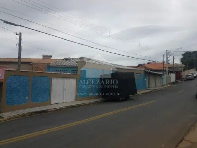 Casa com 6 Quartos à venda, 129m² no Jardim Sandra Maria, Taubaté