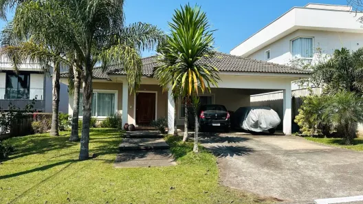Casa de Condomínio com 4 Quartos à venda, 300m² no Parque Residencial Itapeti, Mogi das Cruzes