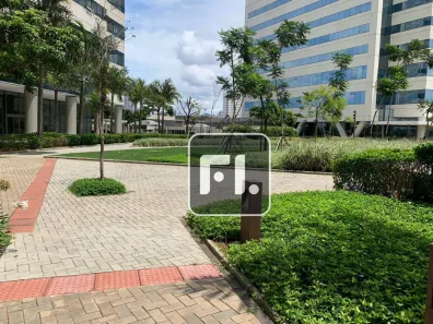 Sala Comercial para alugar, 2236m² no Tamboré, Barueri
