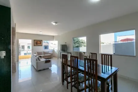 Casa com 4 Quartos à venda, 450m² no Cabral, Contagem