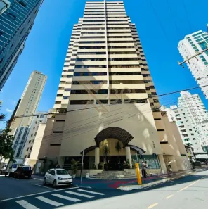 Apartamento com 2 Quartos à venda, 75m² no Centro, Balneário Camboriú