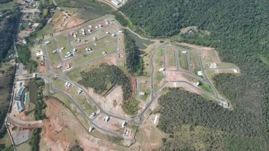 Lote/Terreno à venda, 300m² no Laranja Azeda, Atibaia