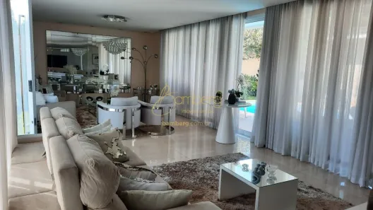 Casa com 3 Quartos à venda, 302m² no Interlagos, São Paulo