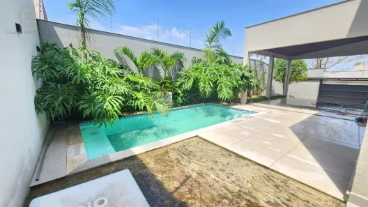 Casa com 3 Quartos para alugar, 140m² no Conjunto Residencial Vivendas do Arvoredo, Londrina